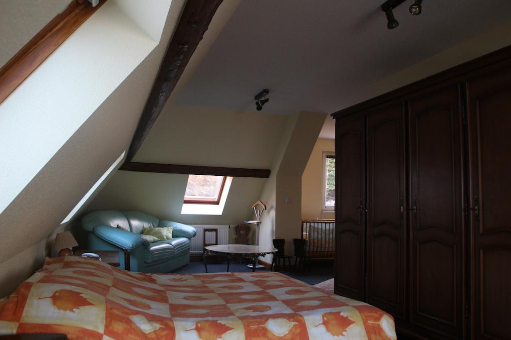 L'Hostellerie Le Turckheim Croix D'Or ตรัวส์-เอปีส์ ภายนอก รูปภาพ