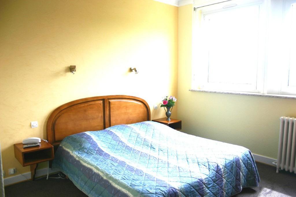 L'Hostellerie Le Turckheim Croix D'Or ตรัวส์-เอปีส์ ห้อง รูปภาพ