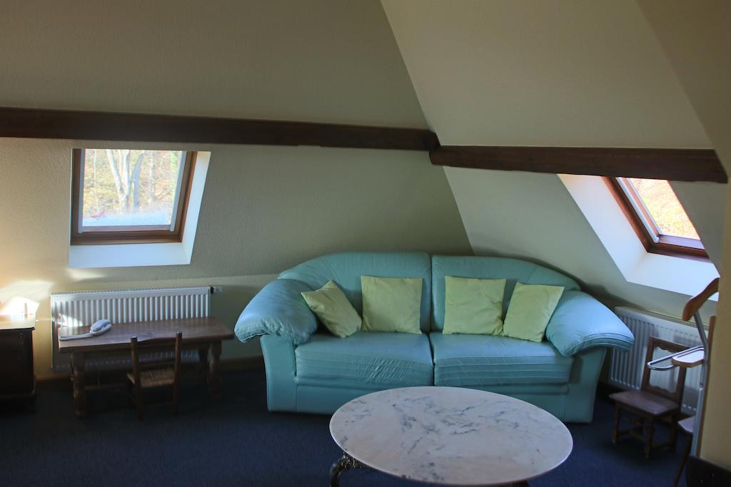 L'Hostellerie Le Turckheim Croix D'Or ตรัวส์-เอปีส์ ห้อง รูปภาพ