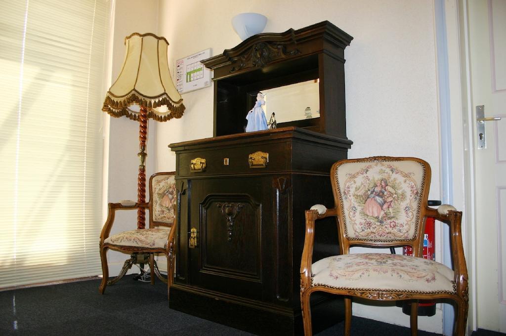 L'Hostellerie Le Turckheim Croix D'Or ตรัวส์-เอปีส์ ภายนอก รูปภาพ