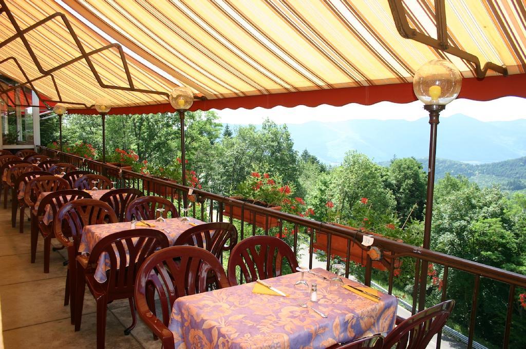 L'Hostellerie Le Turckheim Croix D'Or ตรัวส์-เอปีส์ ภายนอก รูปภาพ